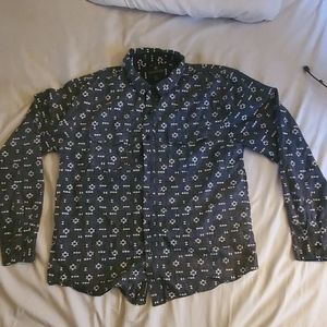 Shouthouse button down